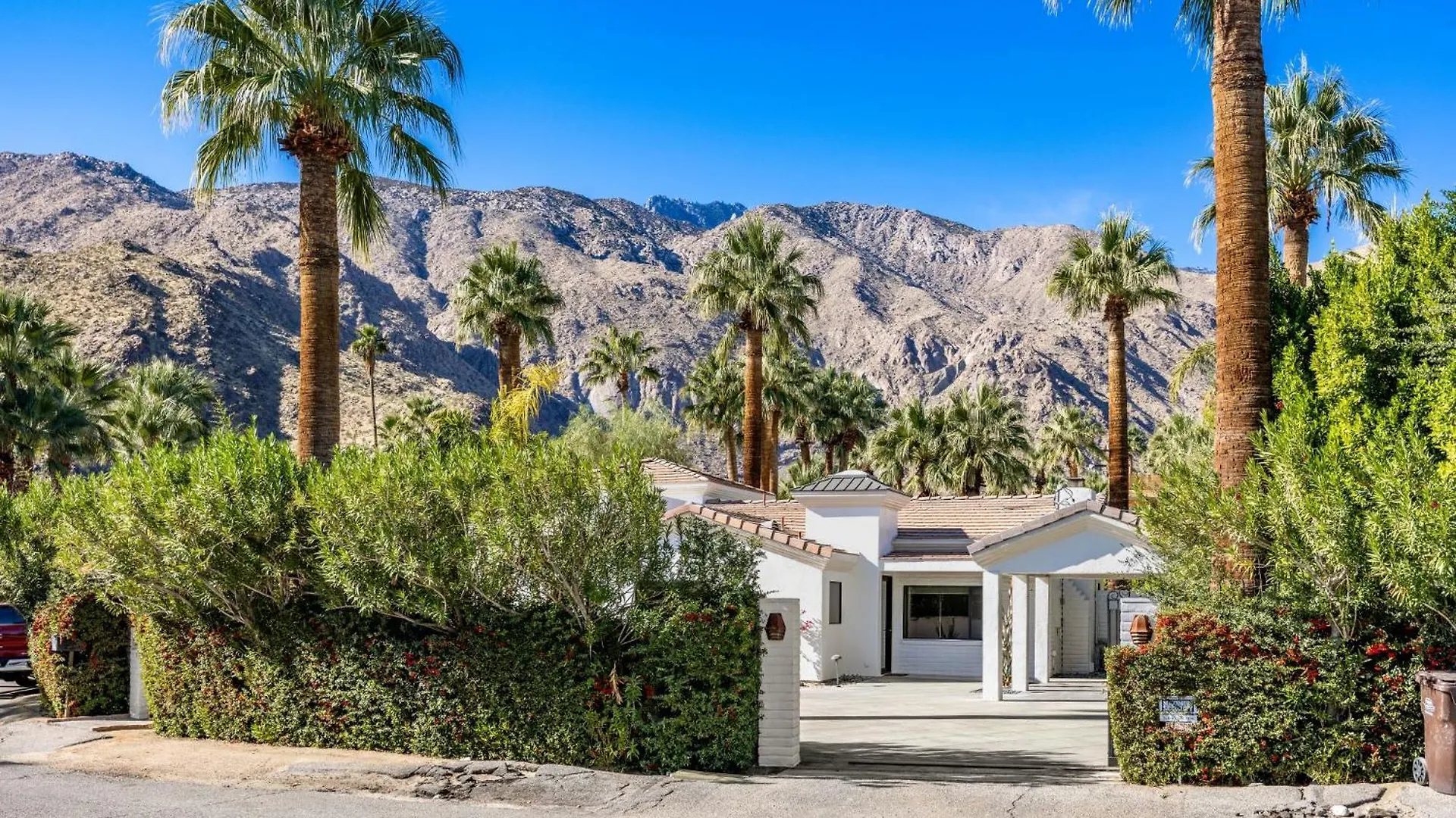 Villa Palmas Palm Springs